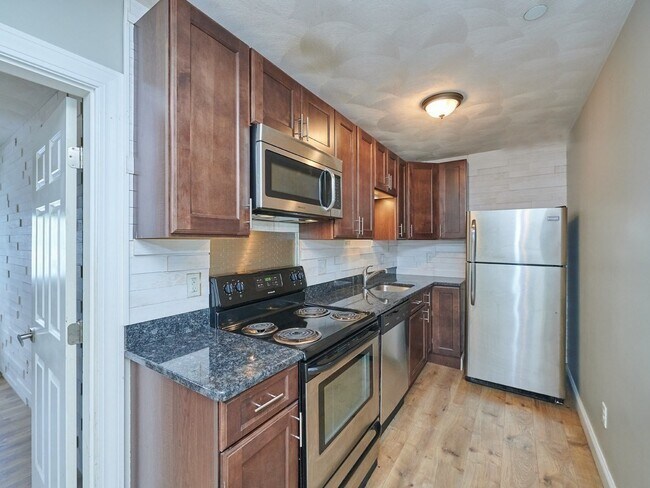 Foto del edificio - 132 Dolphin Ave