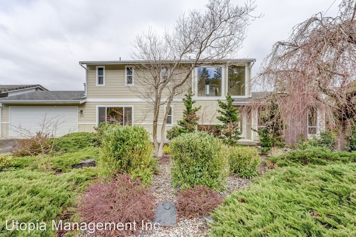 Foto principal - 4 br, 3 bath House - 213 BAYSIDE RD