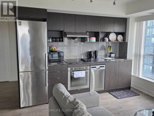 Photo du bâtiment - 7 Mabelle Ave