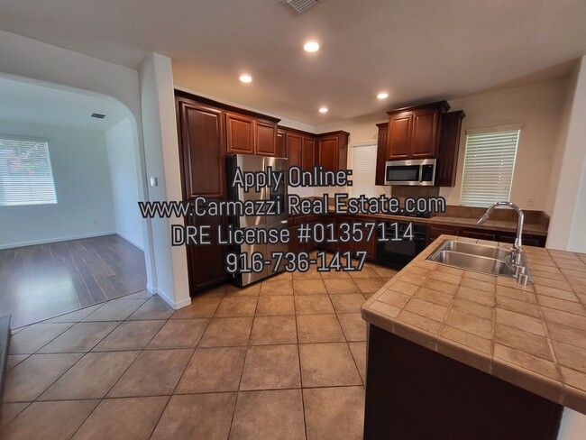 Building Photo - 3211 Tice Creek Way