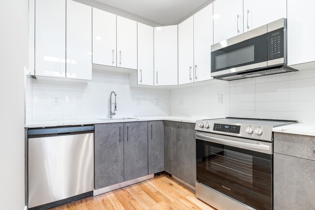 Building Photo - 1331 N 17th St
