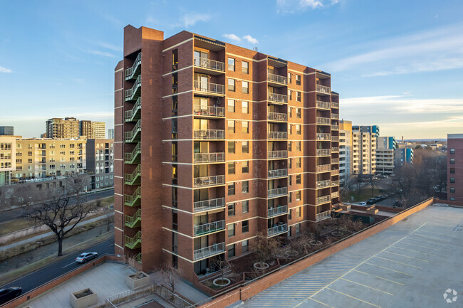 Building Photo - Denver Towers