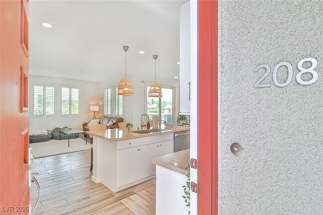 Foto del edificio - 11290 Hidden Peak Ave