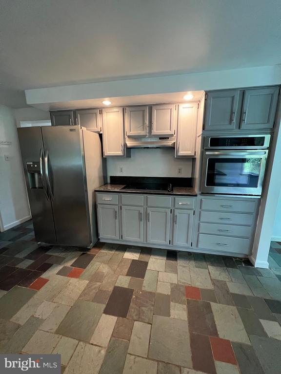 Foto del edificio - 225 Foothill Ln