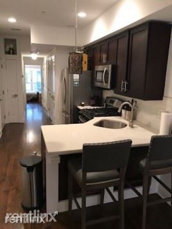 Foto del edificio - 1 br, 1.5 bath Apartment - 814 Jefferson St