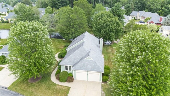 Building Photo - 23 Gleneagle Dr