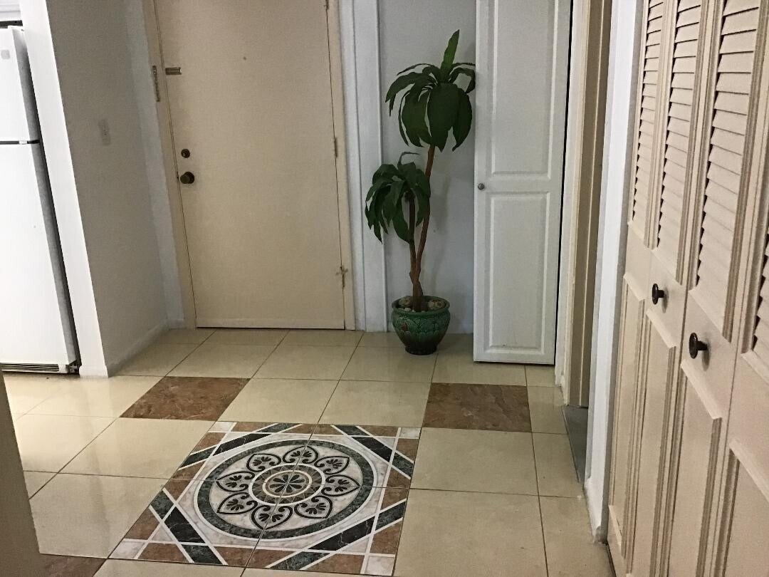 Primary Photo - 5641 SW 2nd Ct