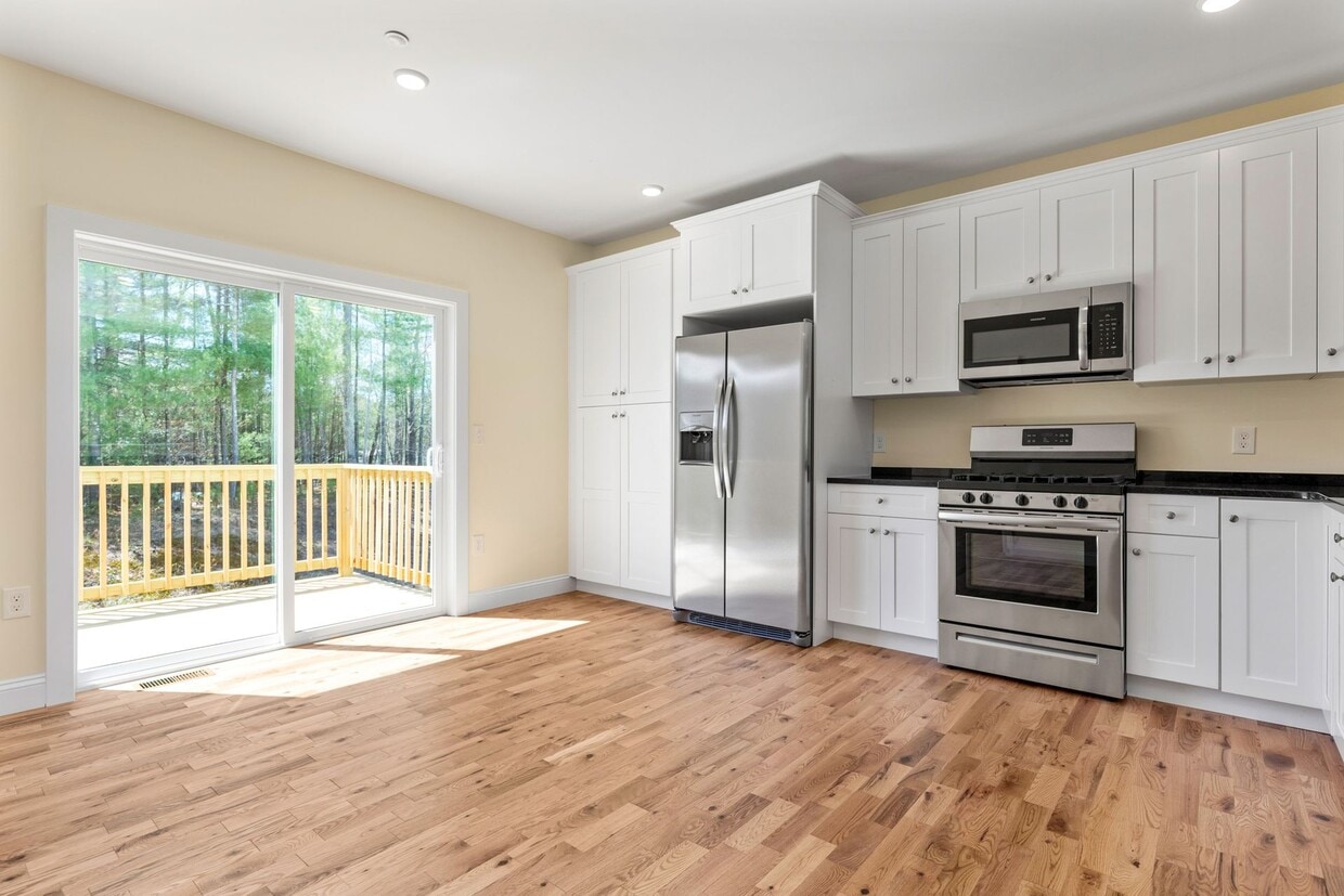 Half Peak Place Apartments in Rochester, NH