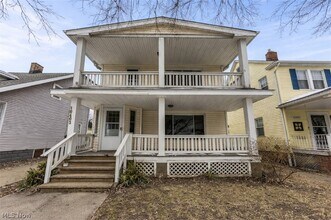 Building Photo - 10403 Russell Ave
