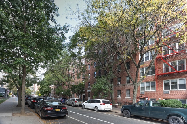 Building Photo - 385 Argyle Rd