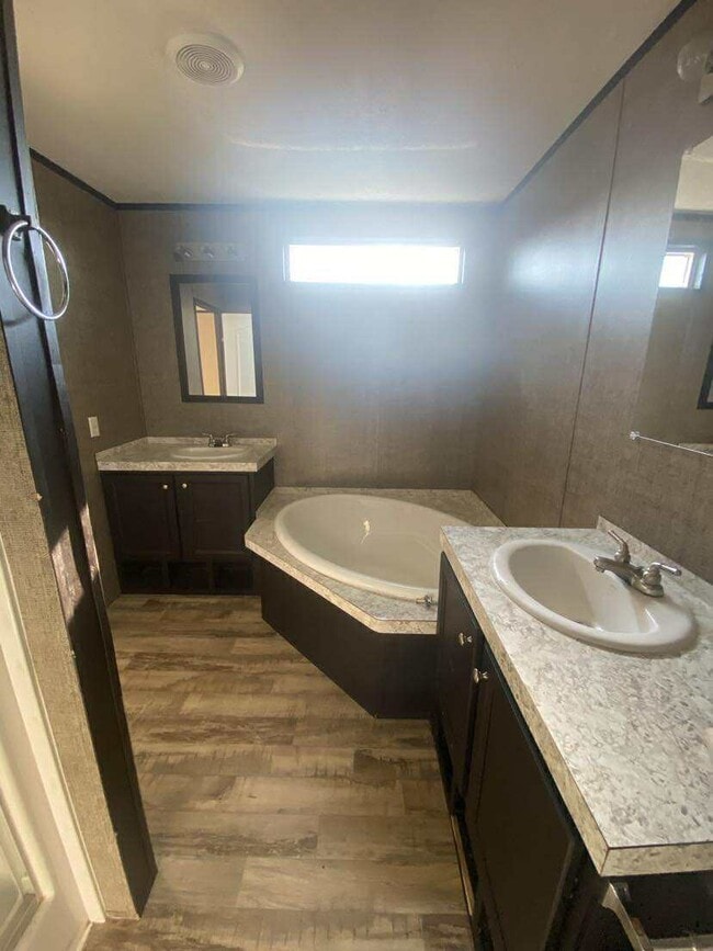 Building Photo - 6735 US-90