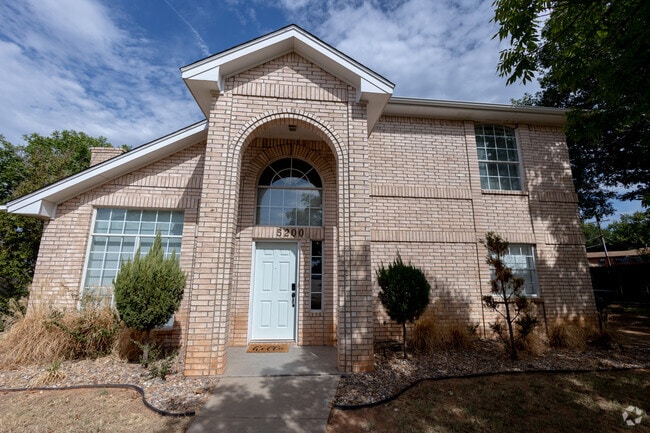 Building Photo - 5200 Pebblestone Dr