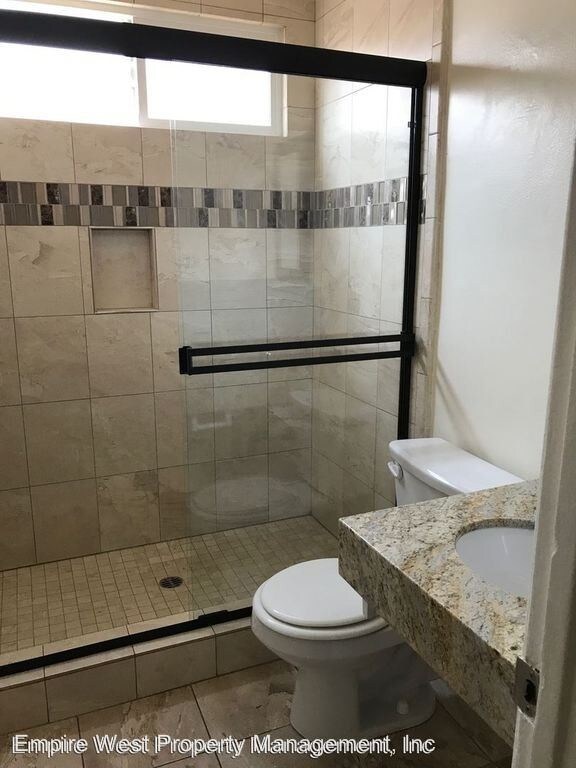 Building Photo - 11668 Vanowen St