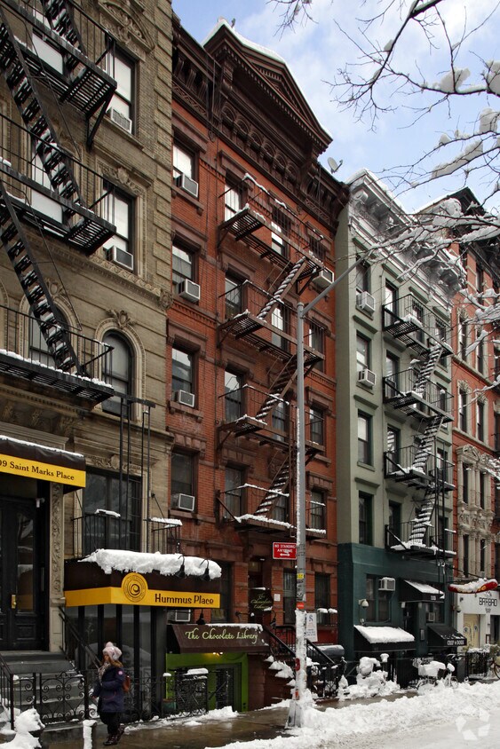 Primary Photo - 111 St Marks Pl