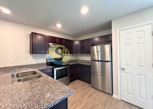 Foto del edificio - Modern Townhome near Avondale!