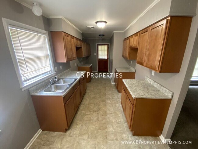 Foto del edificio - 10 W Mitchell Rd