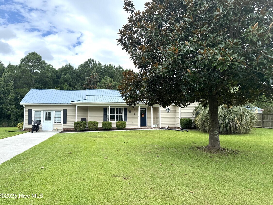 Foto principal - 304 Woody Way