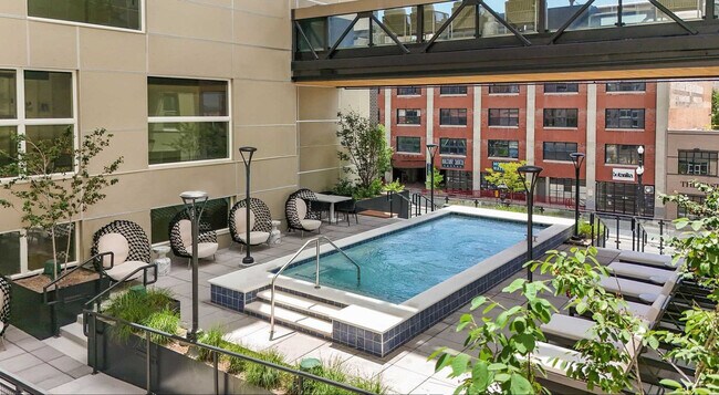 Building Photo - 360 W 200 S