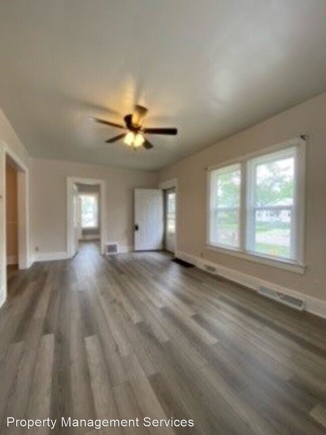 Building Photo - 3 br, 1 bath House - 1123 Fulton St
