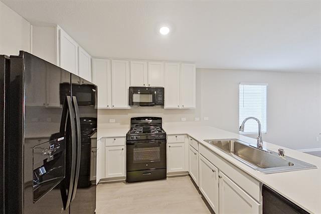 Building Photo - 830 Ginkgo Wy