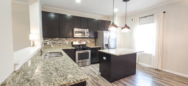 Foto del edificio - 2725 W 127th Ln
