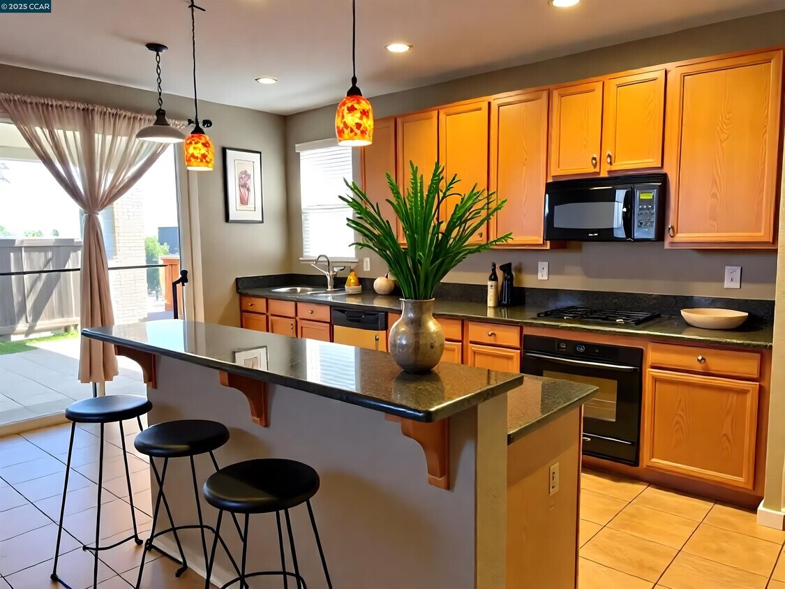 Foto principal - 769 Crocket Ct