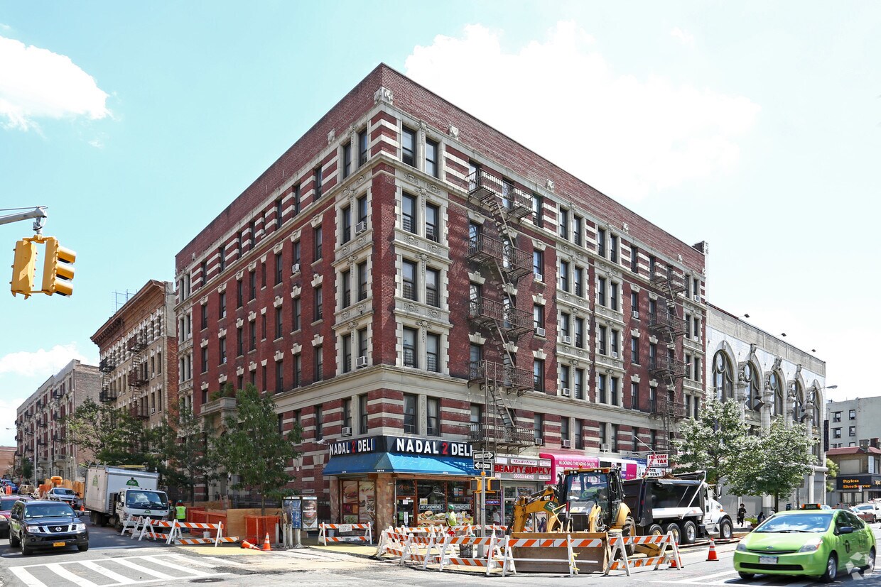 Primary Photo - 3570-3576 Broadway