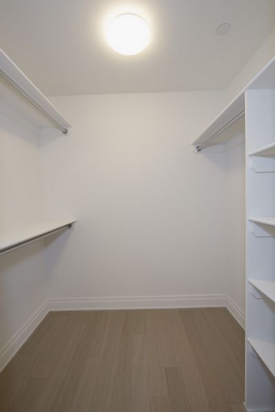 Building Photo - 58 Pine St