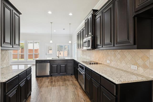 Foto del edificio - 5805 Canyon Oaks Ln