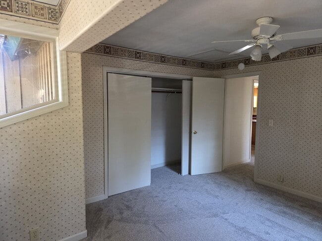 Building Photo - AR308-Dick&#39;s Family Trust