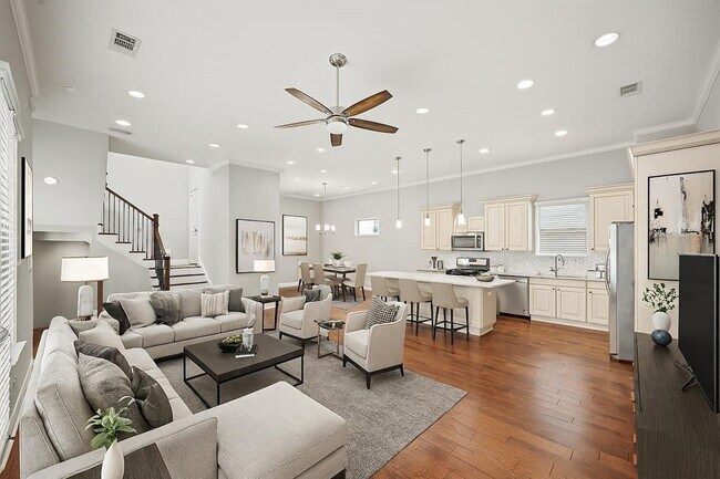 Foto del edificio - 919 W 17th St
