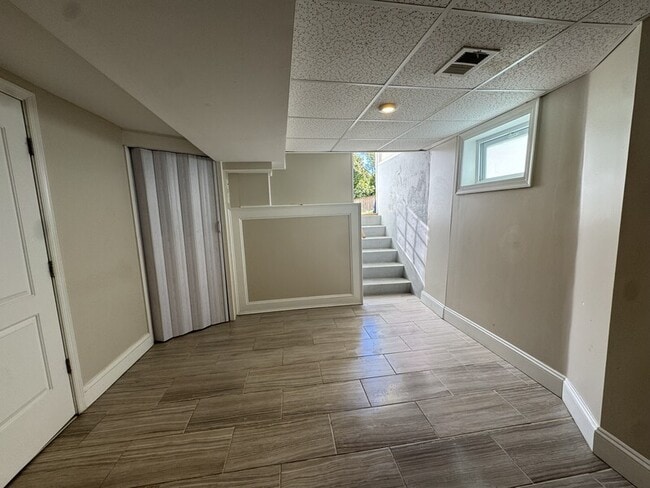 Foto del edificio - 628 Ingleside Ave