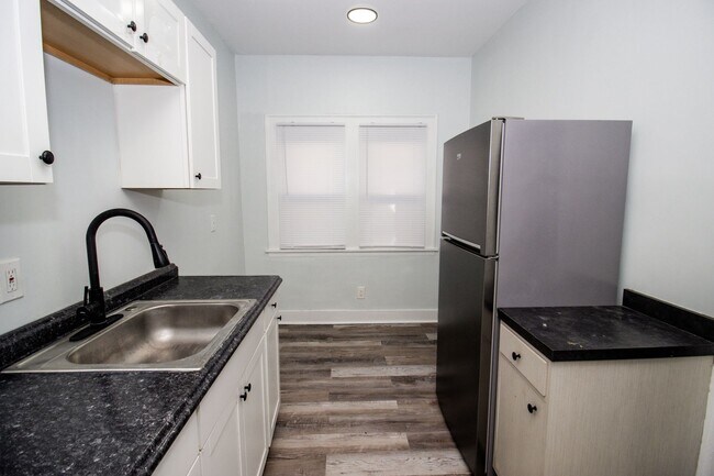 Foto del edificio - 3300 E 149th St