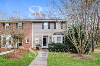 Building Photo - 40 Milpond Ln