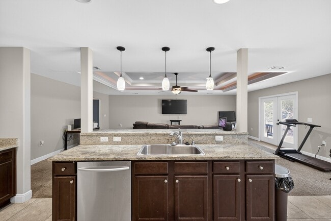 Foto del edificio - 118 Trailwood Ln