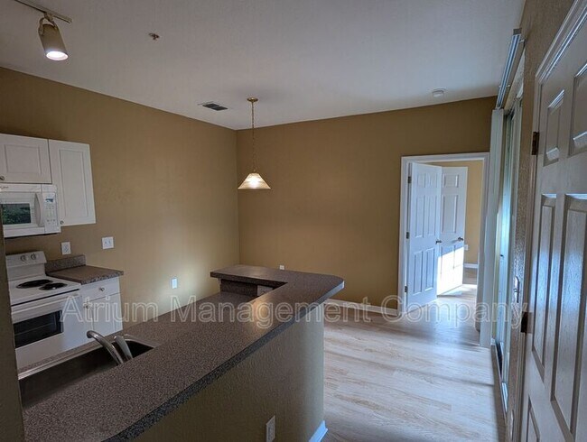 Foto del edificio - 856 Grand Regency Pointe