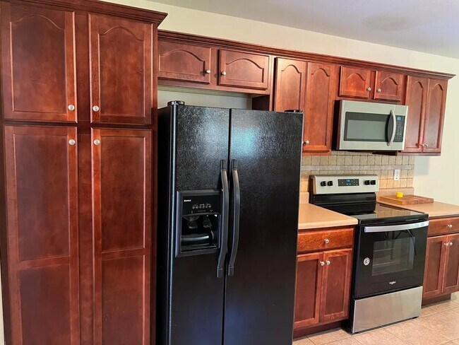 Foto del edificio - 7109 Tyner Crossing Dr