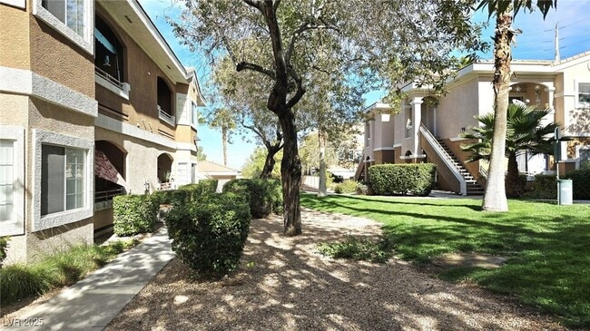 Foto del edificio - 830 Carnegie St