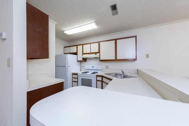 Foto del edificio - Prime Location!