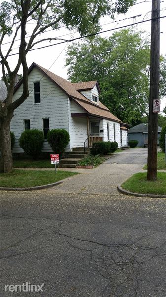 Building Photo - 111 Indiana Ave NW