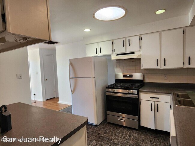 Foto del edificio - 4 br, 2 bath House - 702 Zuni Drive