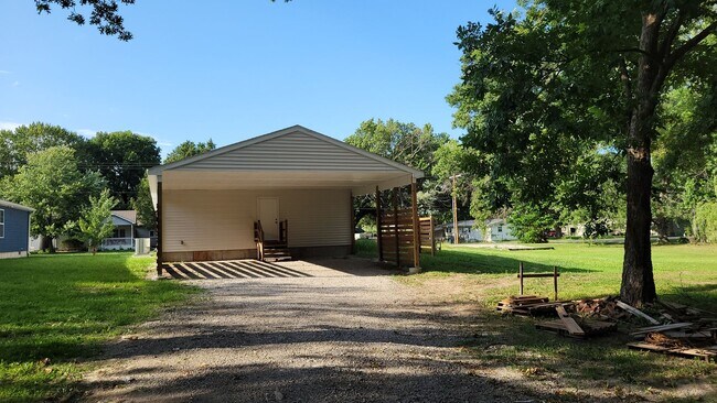 Foto del edificio - Stunning 3 Bedroom/2 Bath Home in Frontenac!