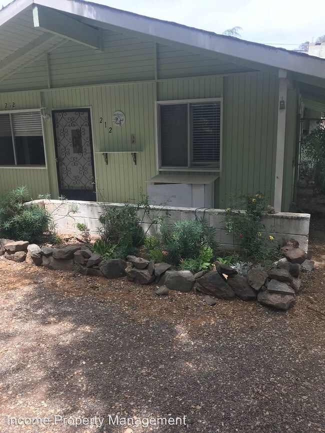 Foto del edificio - 3 br, 1.5 bath House - 212 Woodland Drive