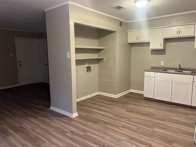 Foto del edificio - 62 Harvard Rd