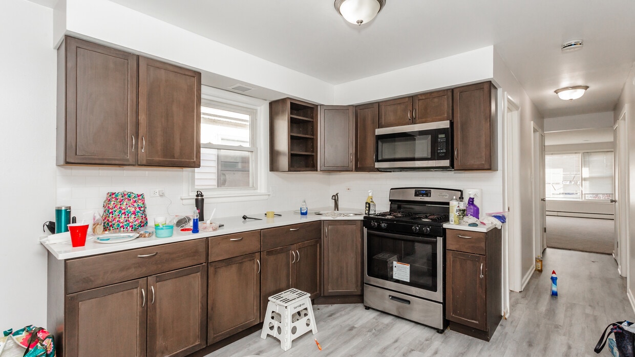Foto principal - 5940 S Kilbourn Ave