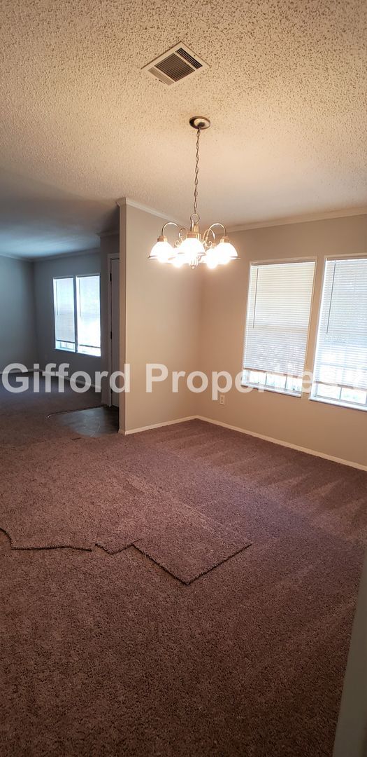 Foto del edificio - 3BR/2BA Home Conveniently Located By NAS JAX