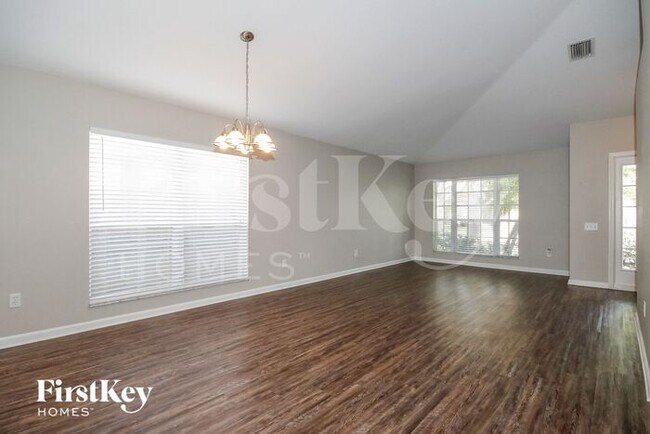 Building Photo - 10214 Hunters Haven Boulevard
