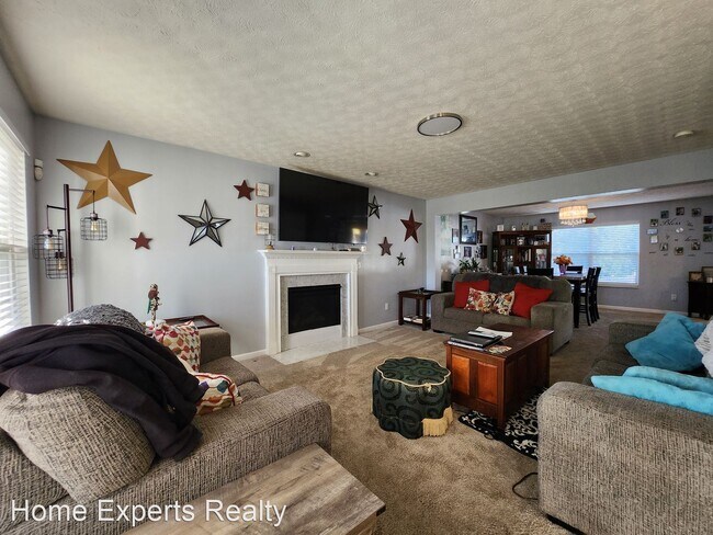 Building Photo - 5 br, 3.5 bath House - 4015 Atha Court