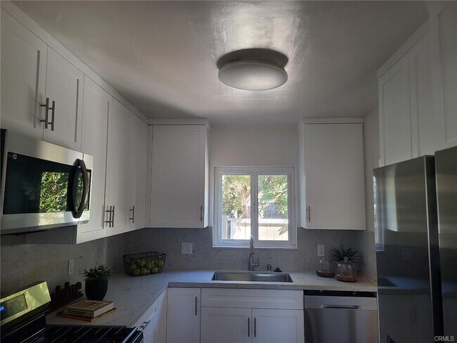 Building Photo - 1206 Phelan Ln