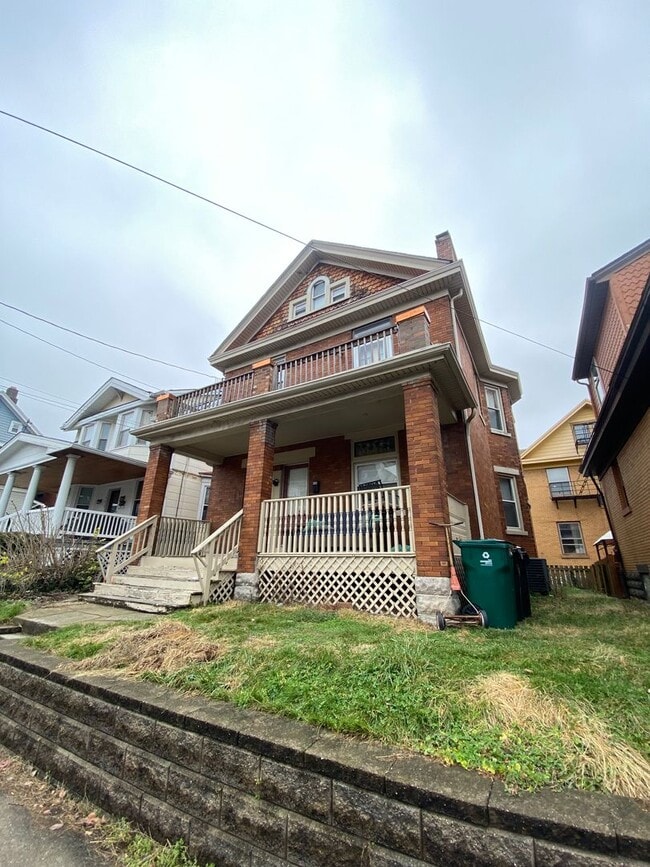 Building Photo - 430 Southview Ave